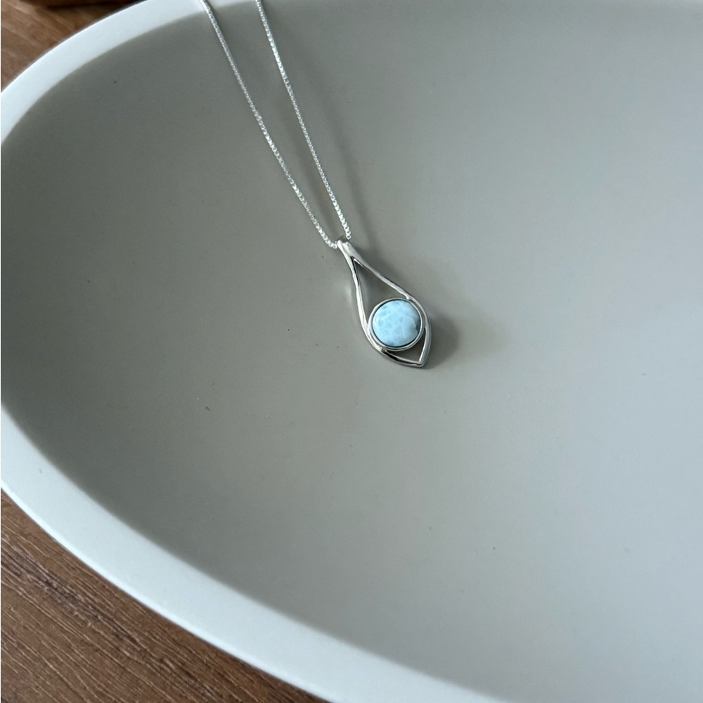 925 Sterling Silver Natural Larimar Teardrop Necklace! NEW! - Picture 5 of 5